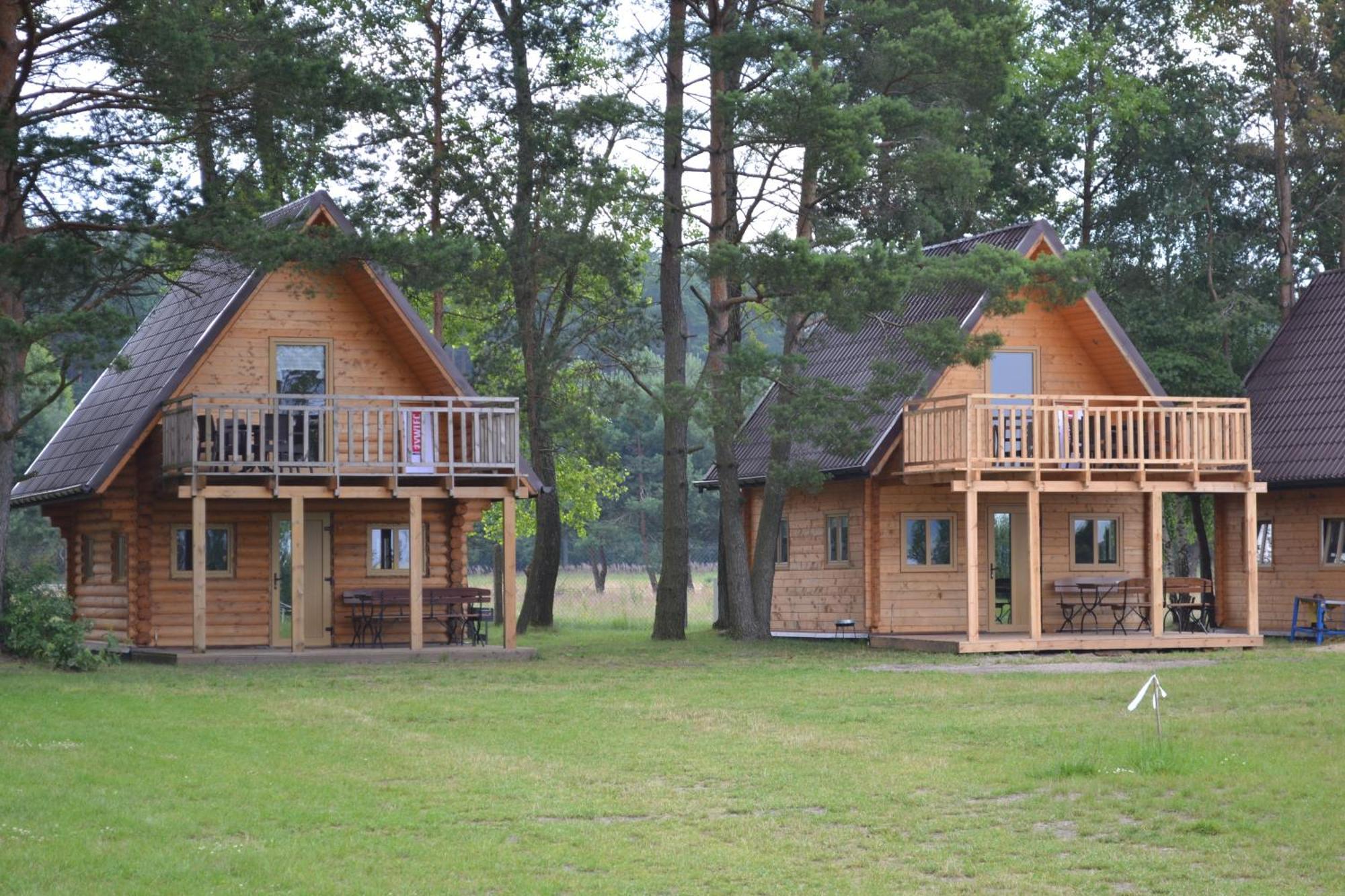 Camping Szczecinek Domy Wypoczynkowe Luaran gambar